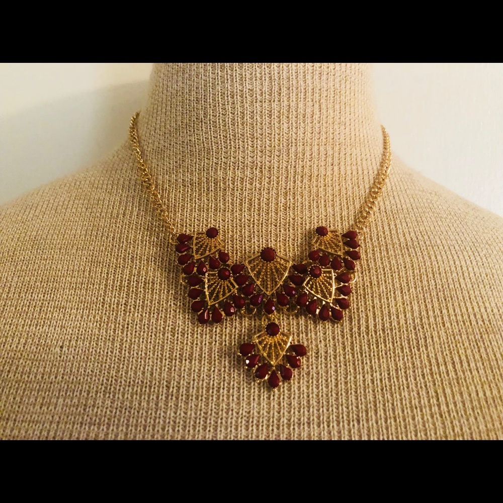 🌼3 for 25🌼 Burnt Orange Statement Piece Necklace